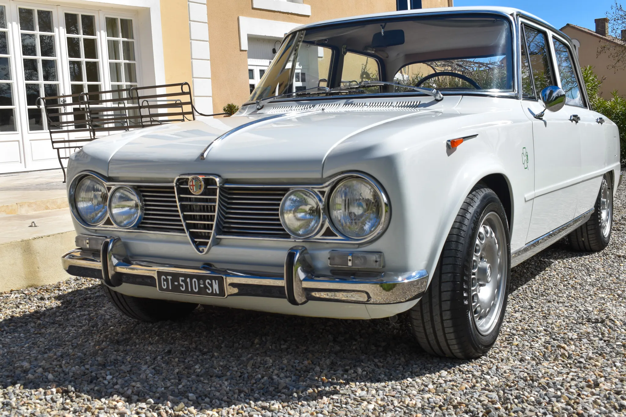 Alfa Romeo 1972-giulia super 1600